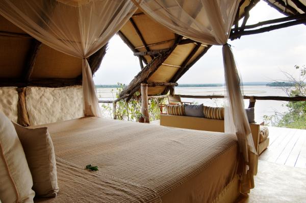 Riverfront Rooms