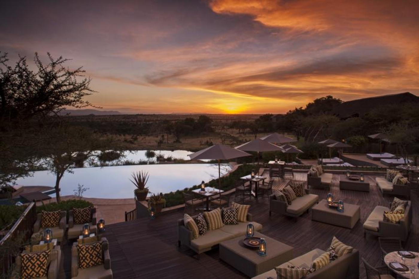 Four Seasons Safari Lodge