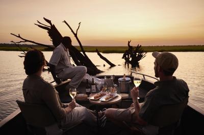 Sundowner Cruise: Sunset Serenity