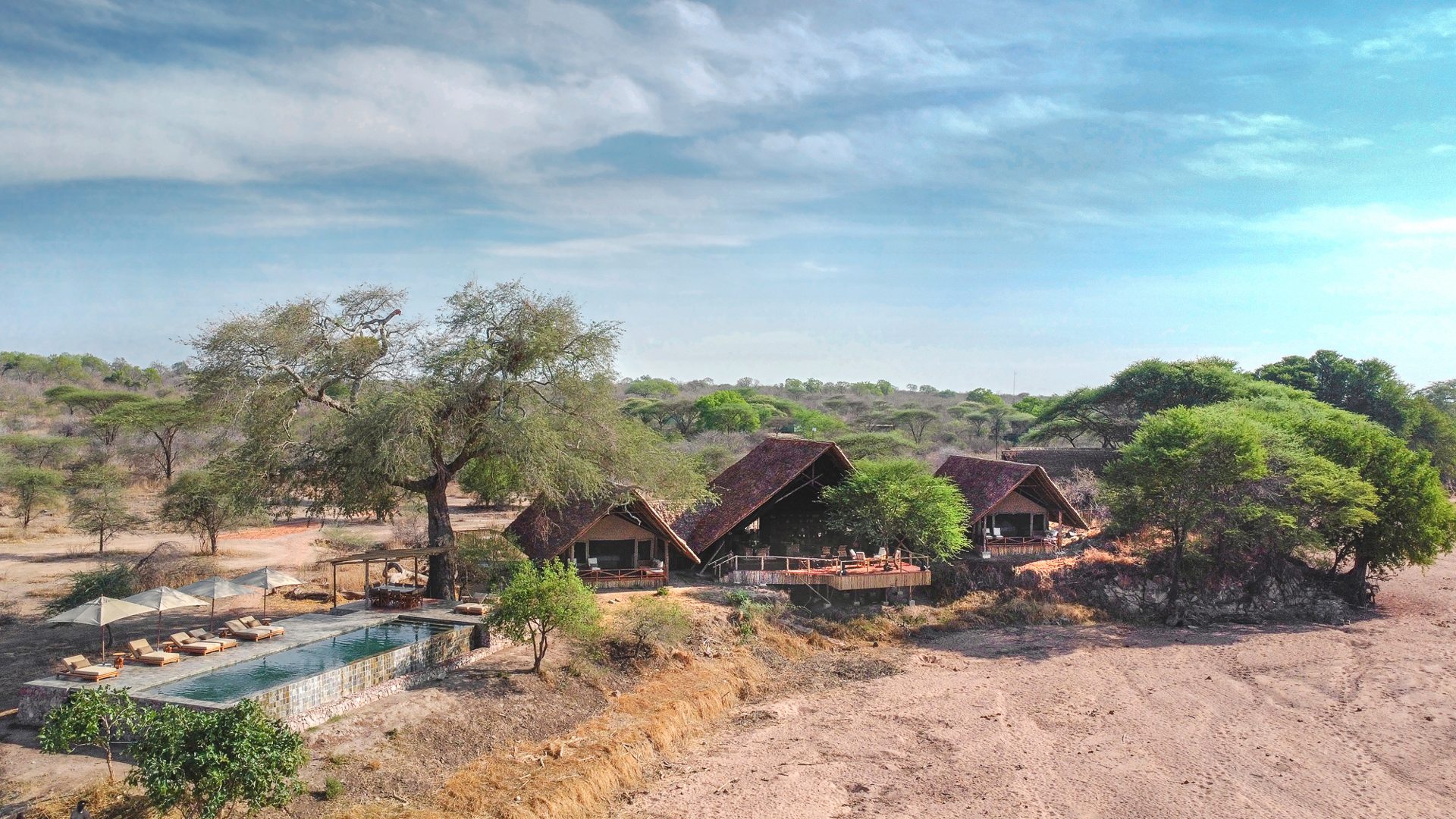 Private Bush Manor Villa