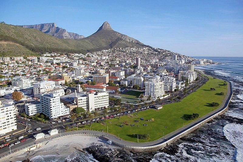 Days 2-3: Explore the sights of Cape Town